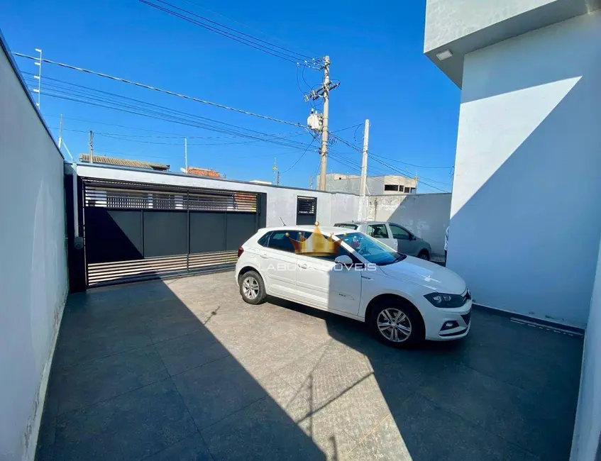 Foto 2 de Casa com 3 quartos à venda, 250m2 em Jardim Residencial Vaughan, Sumare - SP