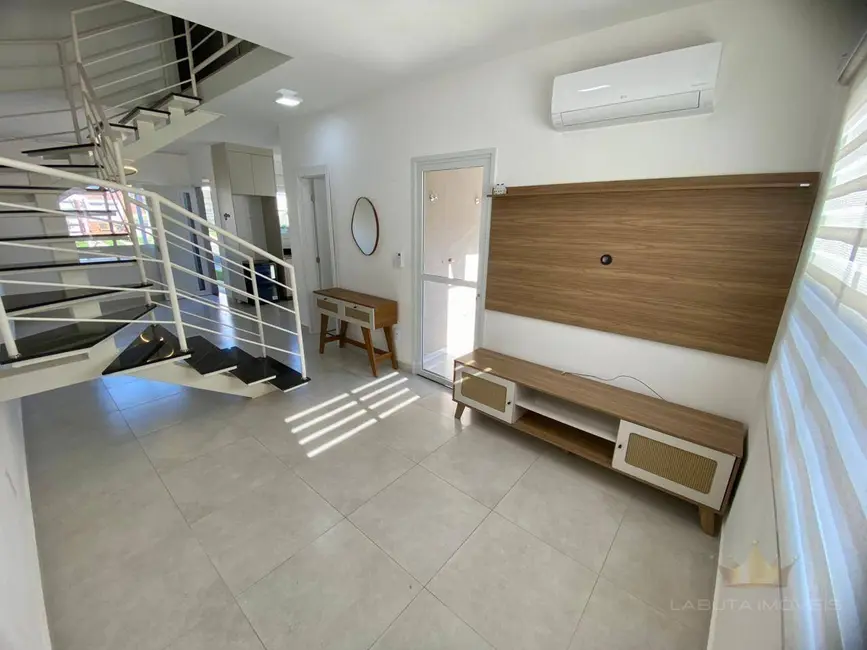 Foto 3 de Casa de Condomínio com 3 quartos para alugar, 120m2 em Jardim Bela Vista, Nova Odessa - SP