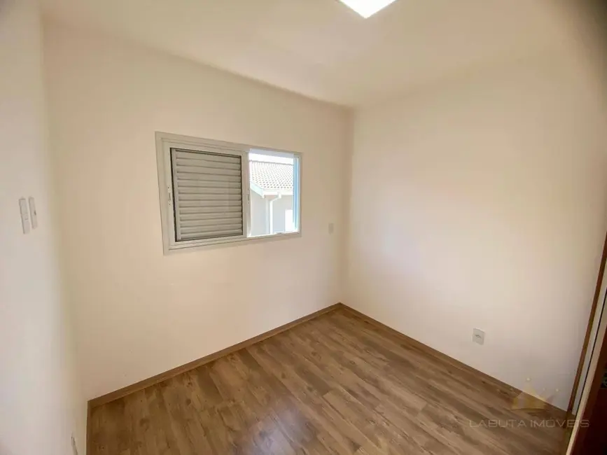 Foto 8 de Casa de Condomínio com 3 quartos para alugar, 120m2 em Jardim Bela Vista, Nova Odessa - SP