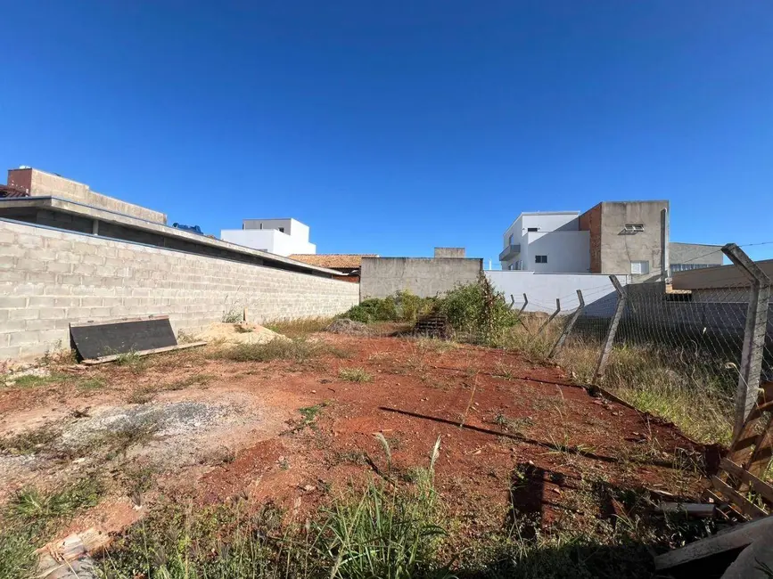 Foto 2 de Terreno / Lote à venda, 250m2 em Jardim Residencial Vaughan, Sumare - SP