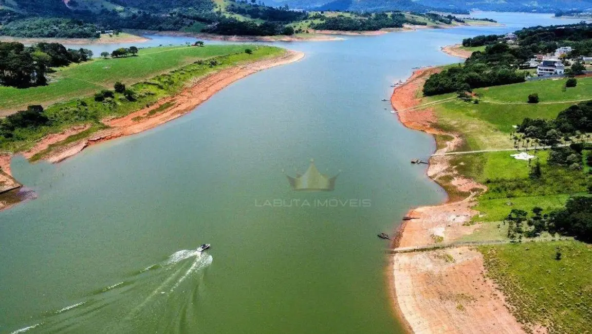 Foto 2 de Casa de Condomínio com 16 quartos à venda, 1260m2 em Piracaia - SP