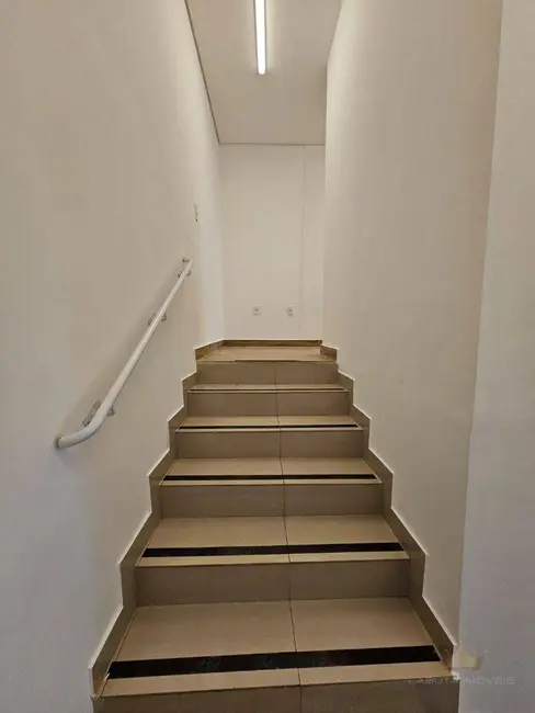 Sala Comercial para alugar, 80m2 em Centro, Nova Odessa - SP - imagem 7 Foto 7 de Sala Comercial para alugar, 80m2 em Centro, Nova Odessa - SP