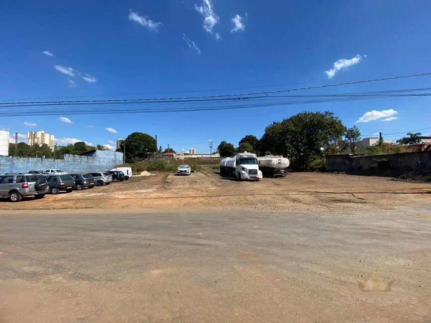 Foto 7 de Terreno / Lote à venda, 2340m2 em Centro, Sumare - SP