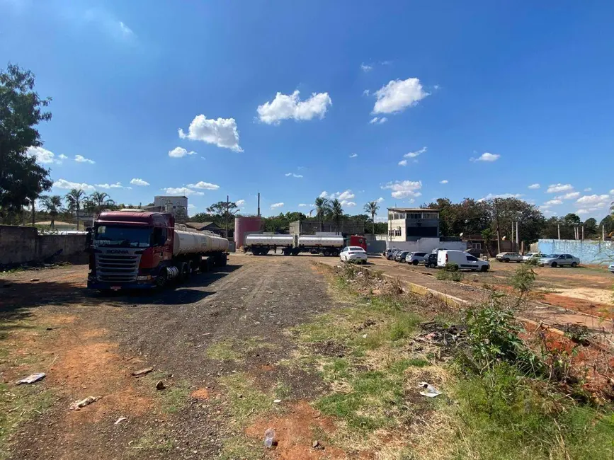 Foto 5 de Terreno / Lote à venda, 2340m2 em Centro, Sumare - SP