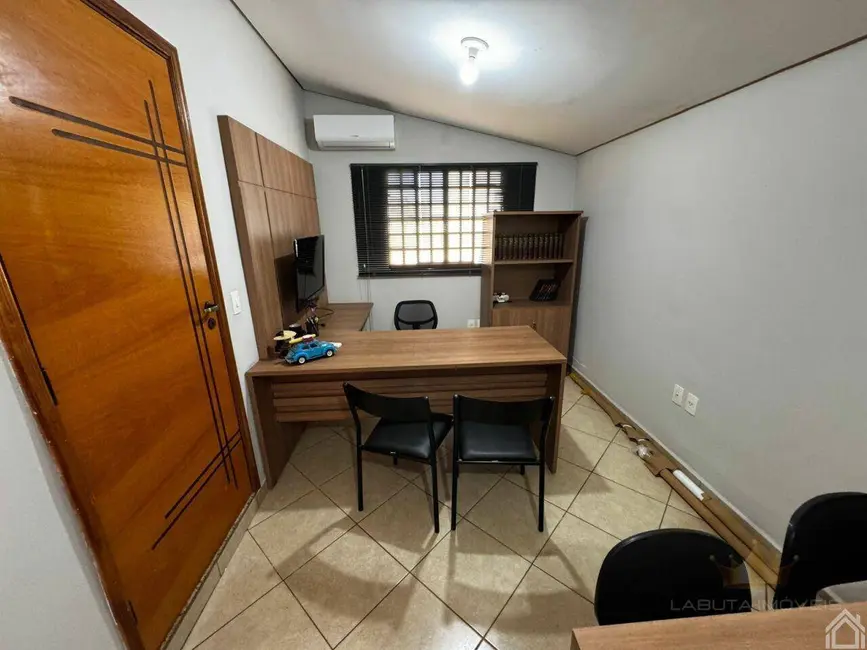 Foto 6 de Casa à venda, 300m2 em Centro, Sumare - SP