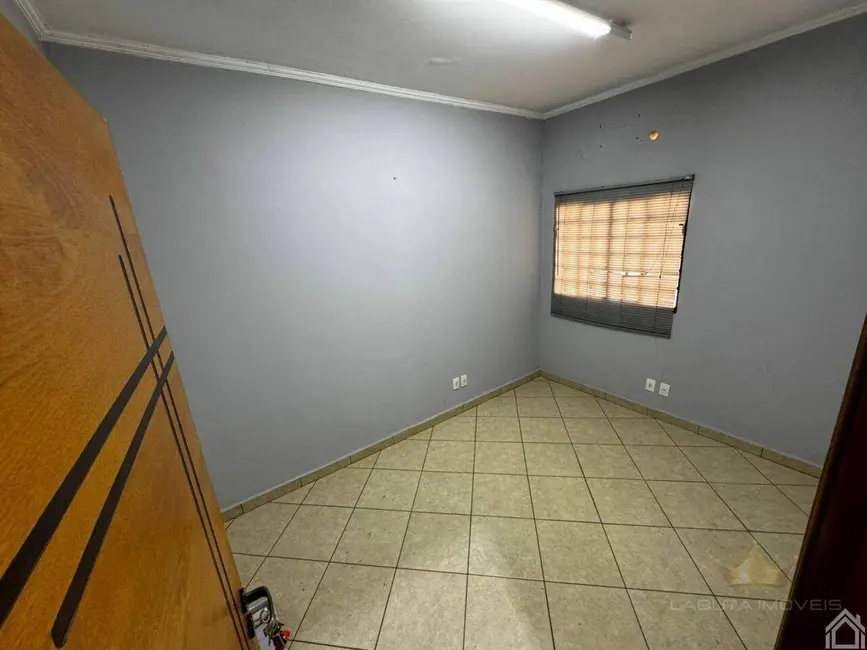 Foto 4 de Casa à venda, 300m2 em Centro, Sumare - SP