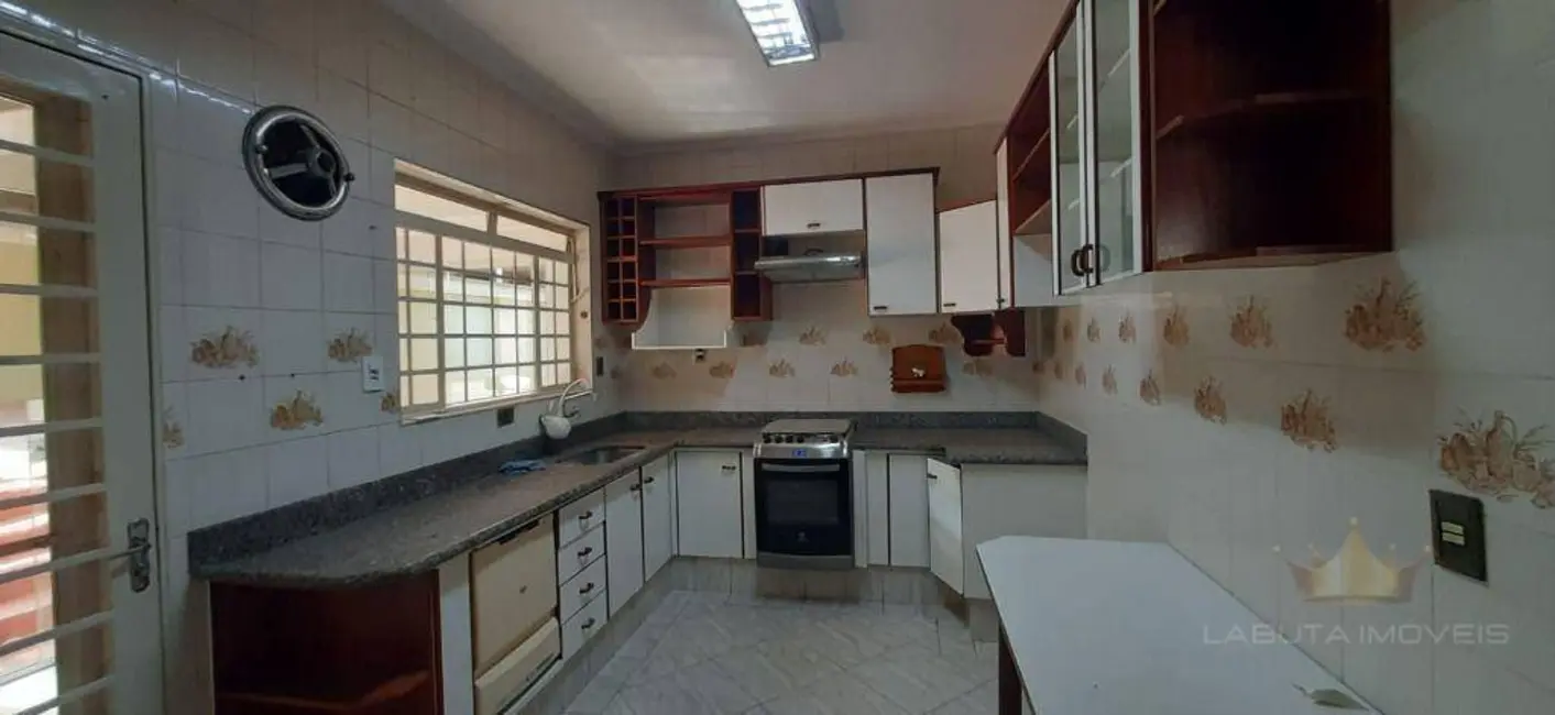 Casa com 3 quartos para alugar, 506m2 em Parque Franceschini, Sumare - SP - imagem 8 Foto 8 de Casa com 3 quartos para alugar, 506m2 em Parque Franceschini, Sumare - SP