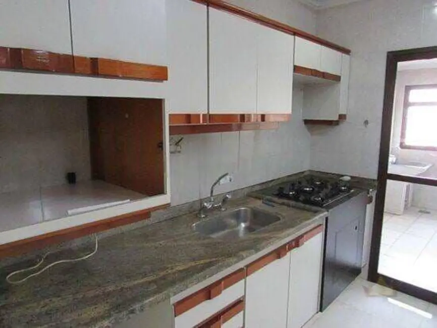 Apartamento com 3 quartos para alugar, 149m2 em Jardim São Carlos, Sumare - SP - imagem 8 Foto 8 de Apartamento com 3 quartos para alugar, 149m2 em Jardim São Carlos, Sumare - SP