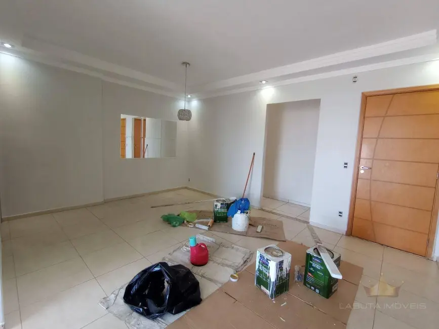 Apartamento com 3 quartos para alugar, 115m2 em Jardim São Carlos, Sumare - SP - imagem 7 Foto 7 de Apartamento com 3 quartos para alugar, 115m2 em Jardim São Carlos, Sumare - SP