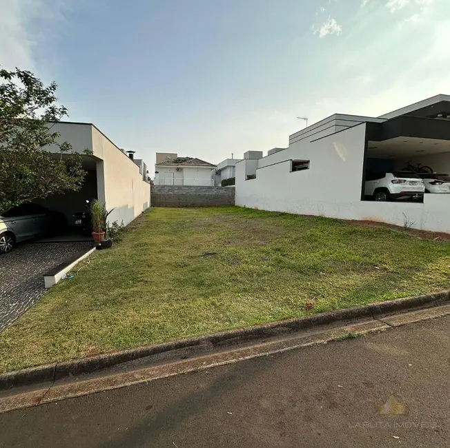 Foto 1 de Terreno / Lote à venda, 262m2 em Residencial Portal do Lago, Sumare - SP