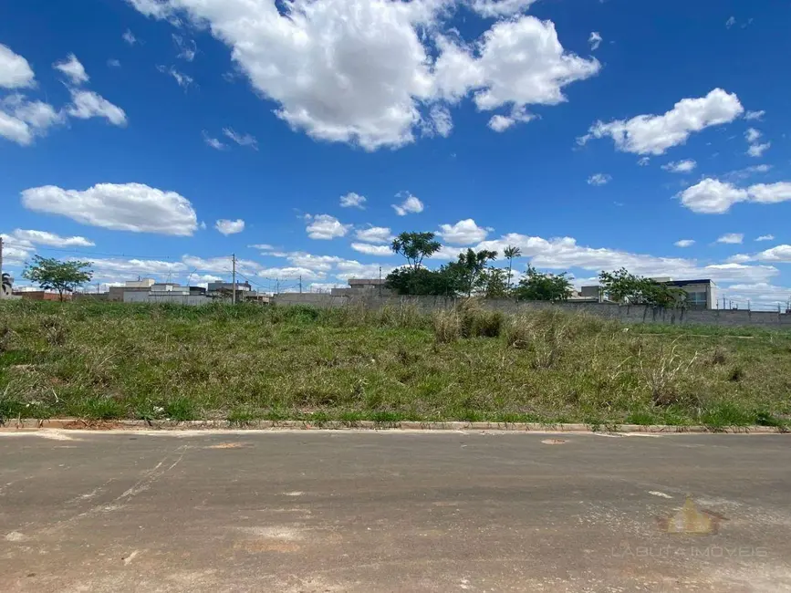 Foto 2 de Terreno / Lote à venda, 433m2 em Nova Odessa - SP