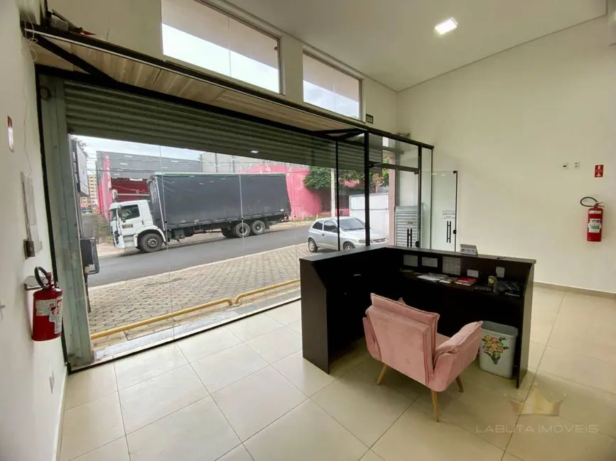 Foto 4 de Sala Comercial para alugar, 304m2 em Jardim São Carlos, Sumare - SP