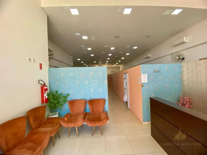 Sala Comercial para alugar, 304m2 em Jardim São Carlos, Sumare - SP - imagem 2 Foto 2 de Sala Comercial para alugar, 304m2 em Jardim São Carlos, Sumare - SP