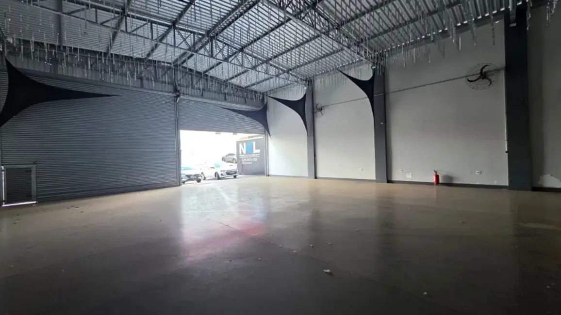 Sala Comercial para alugar, 350m2 em Vila Santa Terezinha, Sumare - SP - imagem 3 Foto 3 de Sala Comercial para alugar, 350m2 em Vila Santa Terezinha, Sumare - SP