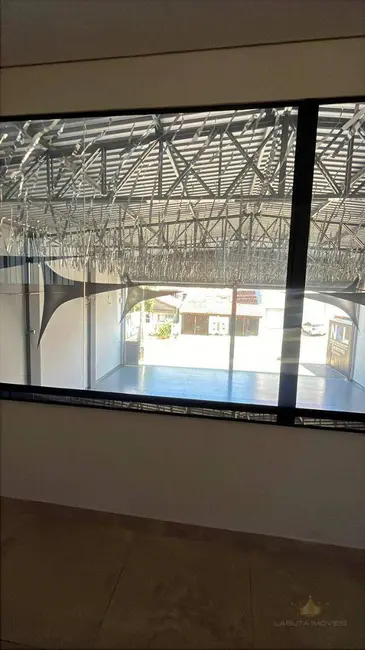 Sala Comercial para alugar, 350m2 em Vila Santa Terezinha, Sumare - SP - imagem 4 Foto 4 de Sala Comercial para alugar, 350m2 em Vila Santa Terezinha, Sumare - SP
