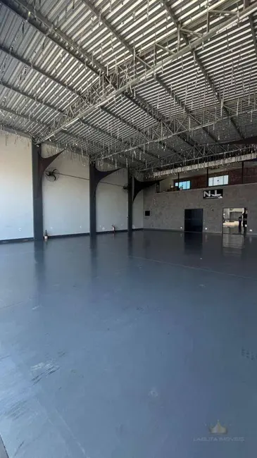Sala Comercial para alugar, 350m2 em Vila Santa Terezinha, Sumare - SP - imagem 3 Foto 3 de Sala Comercial para alugar, 350m2 em Vila Santa Terezinha, Sumare - SP