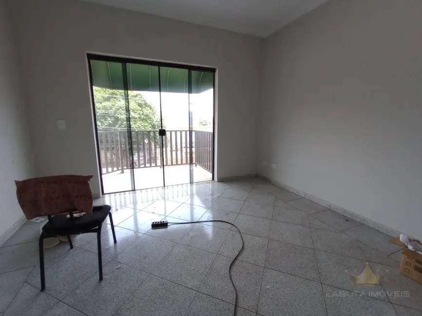 Casa com 3 quartos para alugar, 250m2 em Jardim São Carlos, Sumare - SP - imagem 6 Foto 6 de Casa com 3 quartos para alugar, 250m2 em Jardim São Carlos, Sumare - SP