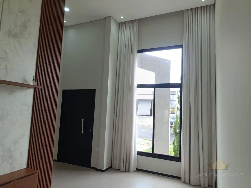 Foto 1 de Casa de Condomínio com 3 quartos para alugar, 250m2 em Sumare - SP