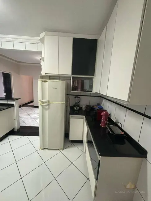 Casa com 3 quartos à venda, 196m2 em Jardim Macarenko, Sumare - SP - imagem 7 Foto 7 de Casa com 3 quartos à venda, 196m2 em Jardim Macarenko, Sumare - SP