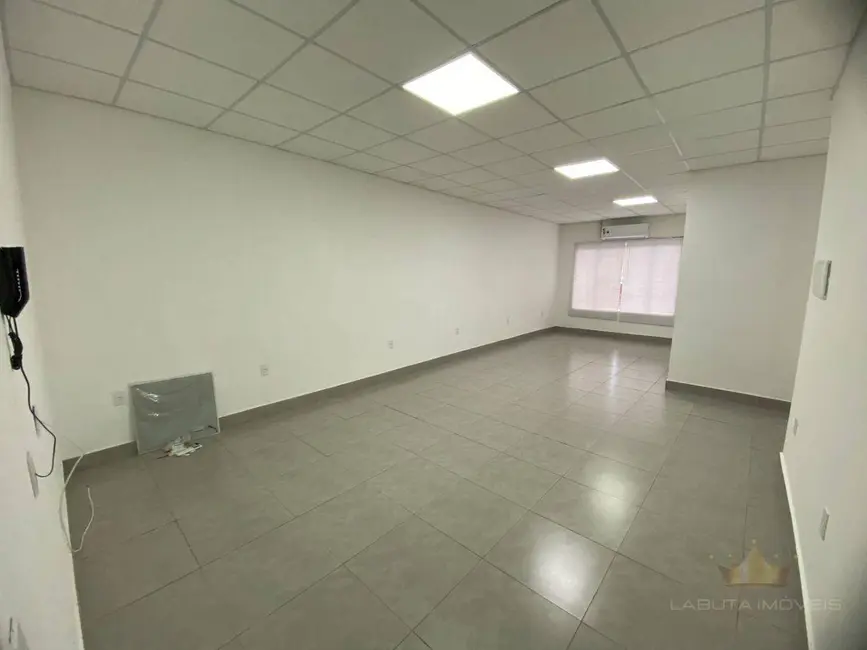 Foto 9 de Sala Comercial para alugar, 50m2 em Jardim São Carlos, Sumare - SP