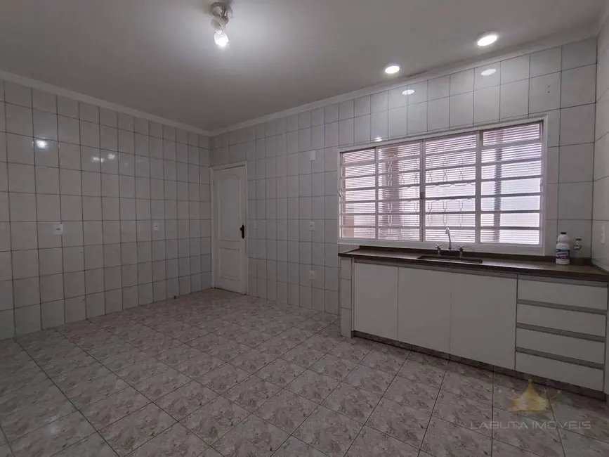 Foto 8 de Casa com 3 quartos para alugar, 250m2 em Vila Menuzzo, Sumare - SP