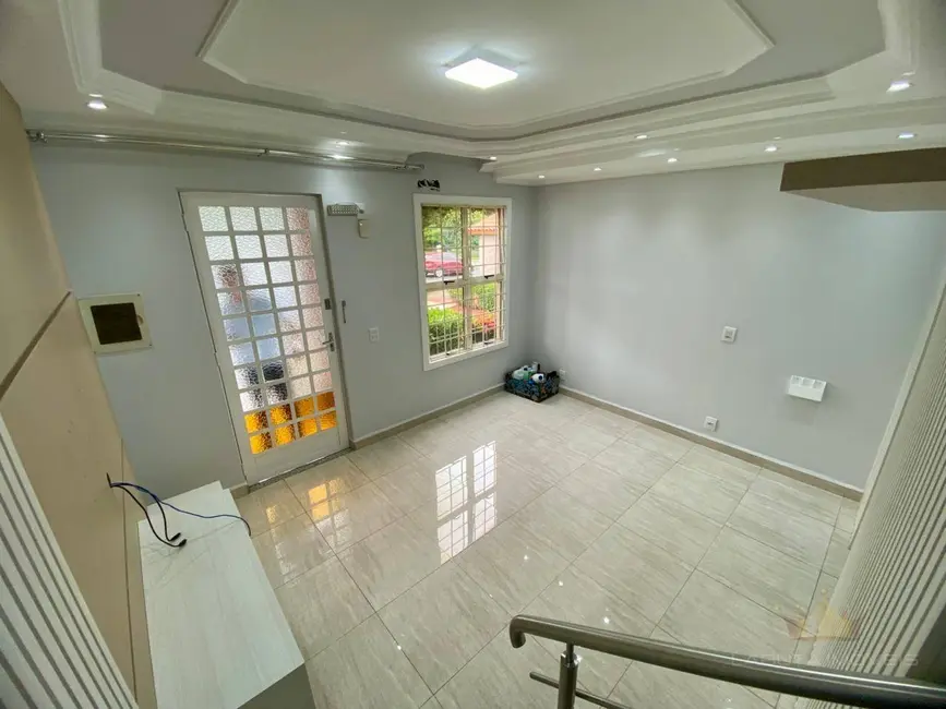 Foto 3 de Casa de Condomínio com 2 quartos para alugar, 62m2 em Sumare - SP