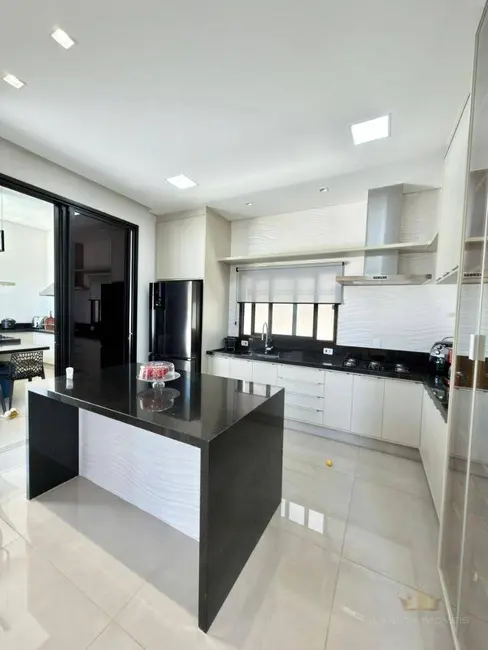 Foto 9 de Casa com 3 quartos à venda, 458m2 em Braganca Paulista - SP