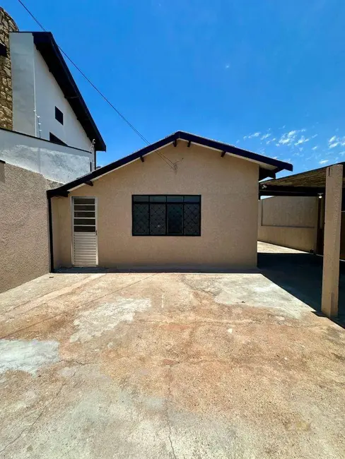 Foto 2 de Casa com 2 quartos à venda, 250m2 em Jardim João Paulo II, Sumare - SP