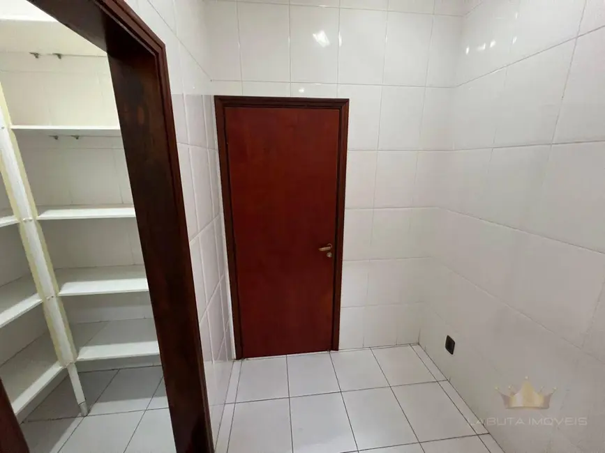 Foto 9 de Casa com 3 quartos à venda e para alugar, 750m2 em Parque Hongaro, Sumare - SP