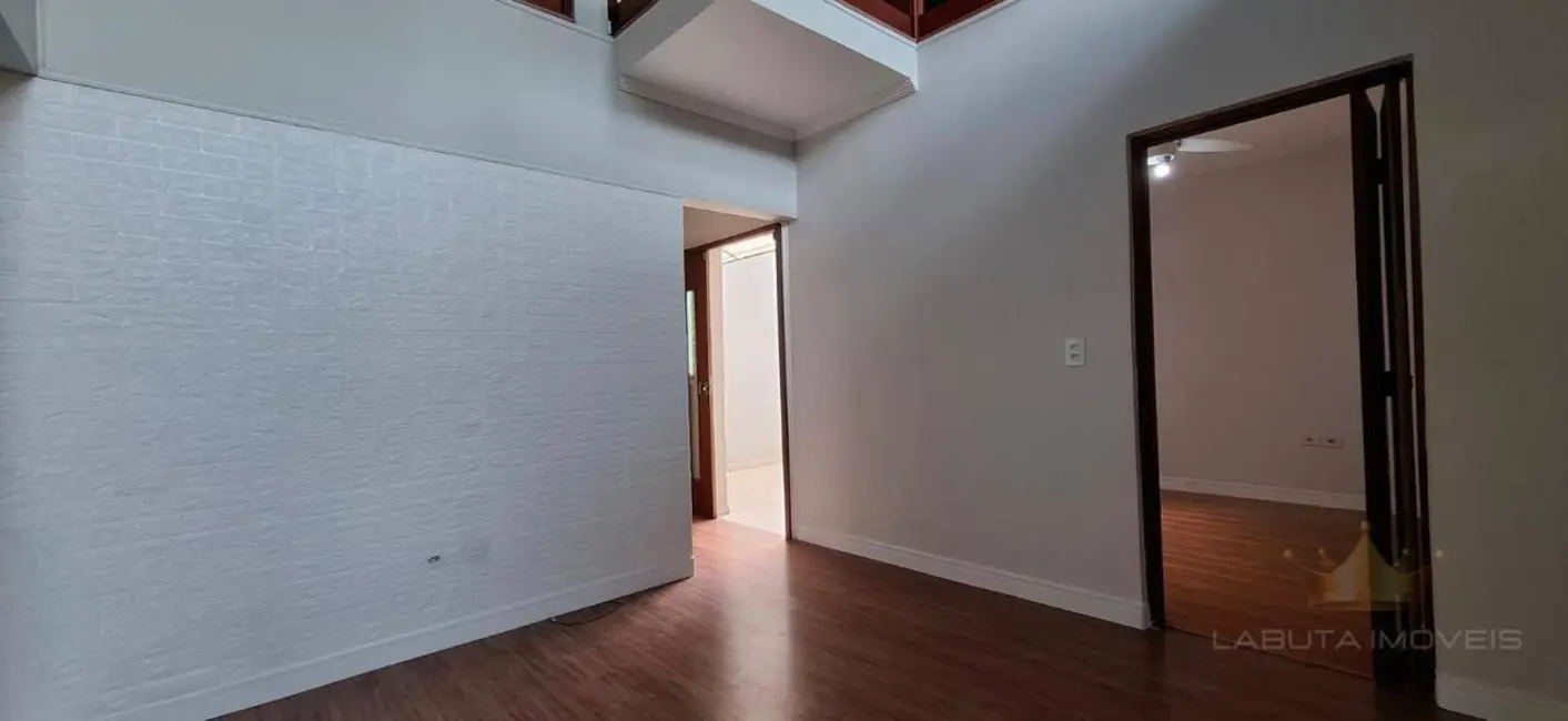 Casa com 3 quartos para alugar, 250m2 em Parque Gabriel, Hortolandia - SP - imagem 9 Foto 9 de Casa com 3 quartos para alugar, 250m2 em Parque Gabriel, Hortolandia - SP