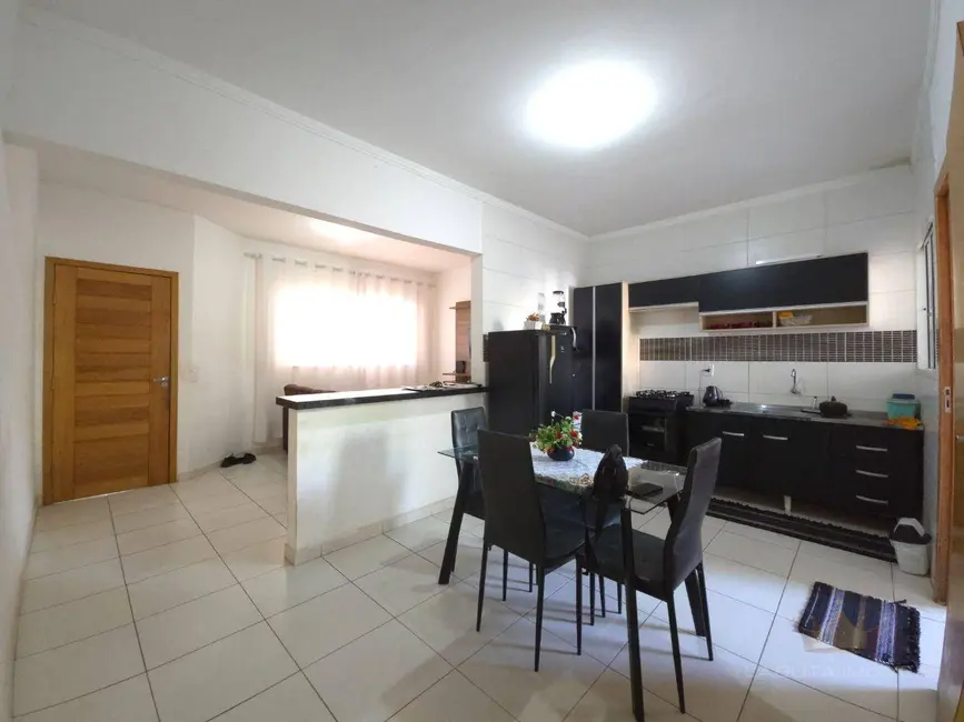 Foto 8 de Casa com 2 quartos à venda, 125m2 em Sumare - SP