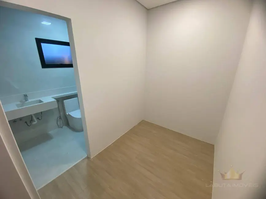 Foto 9 de Casa com 3 quartos à venda, 312m2 em Jardim Maria Helena, Nova Odessa - SP