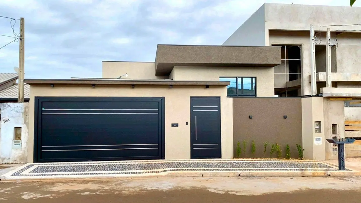 Foto 2 de Casa com 3 quartos à venda, 312m2 em Jardim Maria Helena, Nova Odessa - SP