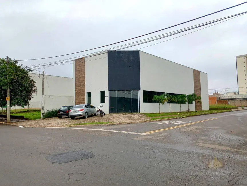 Sala Comercial para alugar, 330m2 em Jardim Residencial Ravagnani, Sumare - SP - imagem 3 Foto 3 de Sala Comercial para alugar, 330m2 em Jardim Residencial Ravagnani, Sumare - SP