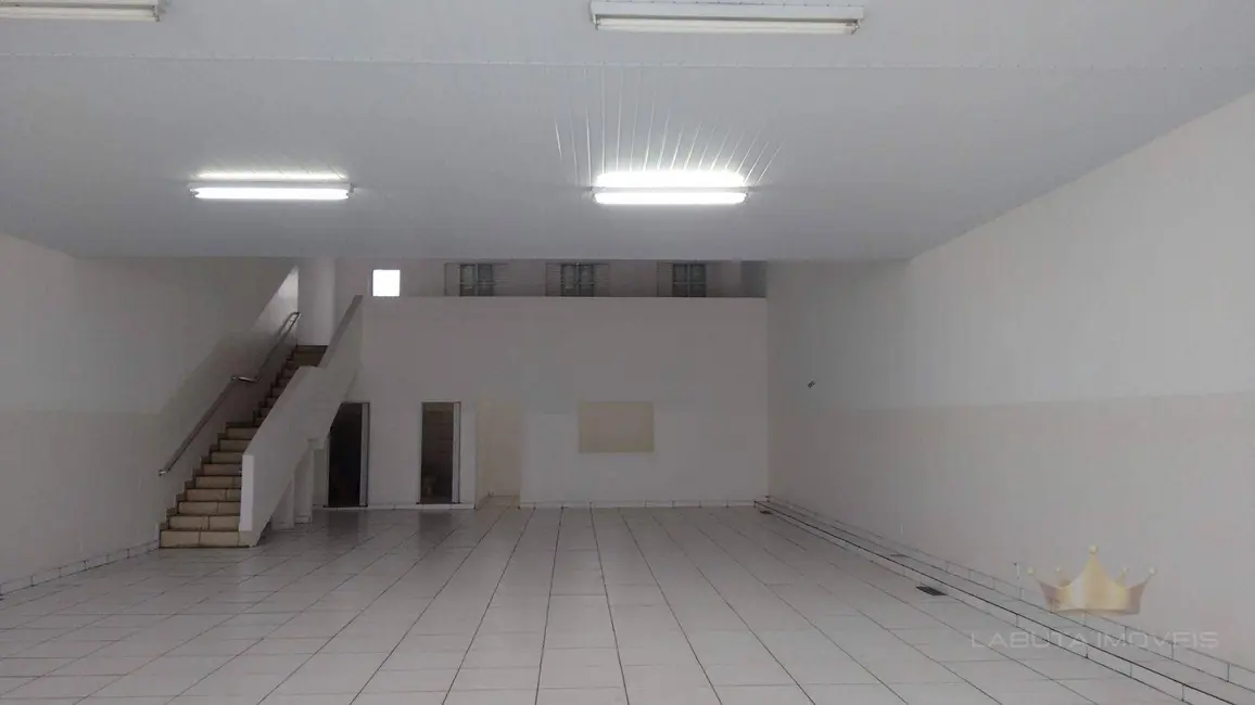 Sala Comercial para alugar, 250m2 em Jardim Amanda I, Hortolandia - SP - imagem 3 Foto 3 de Sala Comercial para alugar, 250m2 em Jardim Amanda I, Hortolandia - SP