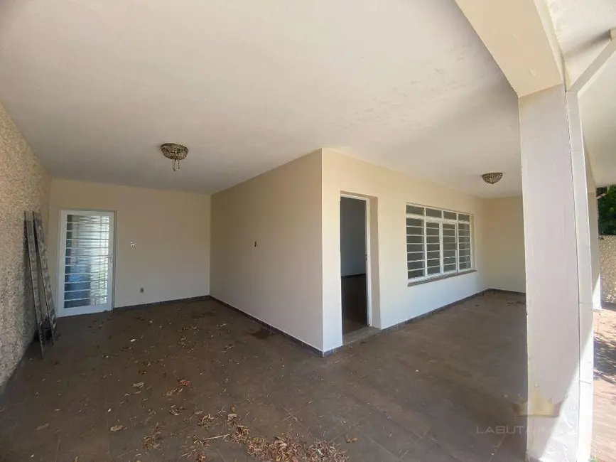 Casa com 3 quartos para alugar, 300m2 em Vila Menuzzo, Sumare - SP - imagem 3 Foto 3 de Casa com 3 quartos para alugar, 300m2 em Vila Menuzzo, Sumare - SP