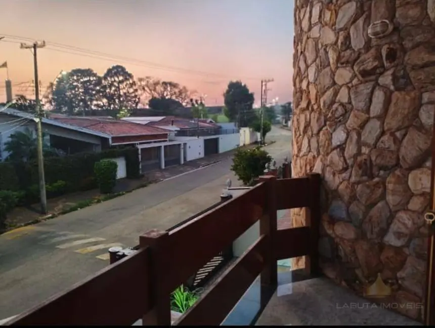 Casa com 4 quartos à venda e para alugar, 300m2 em Parque Hongaro, Sumare - SP - imagem 2 Foto 2 de Casa com 4 quartos à venda e para alugar, 300m2 em Parque Hongaro, Sumare - SP