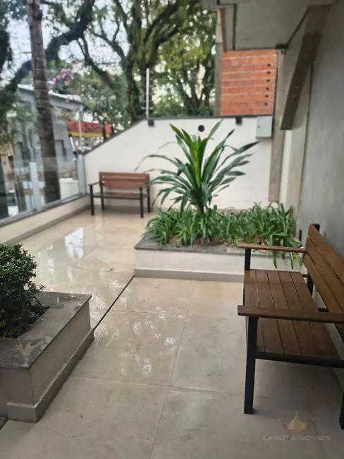 Apartamento com 3 quartos à venda, 179m2 em Cambuí, Campinas - SP - imagem 5 Foto 5 de Apartamento com 3 quartos à venda, 179m2 em Cambuí, Campinas - SP