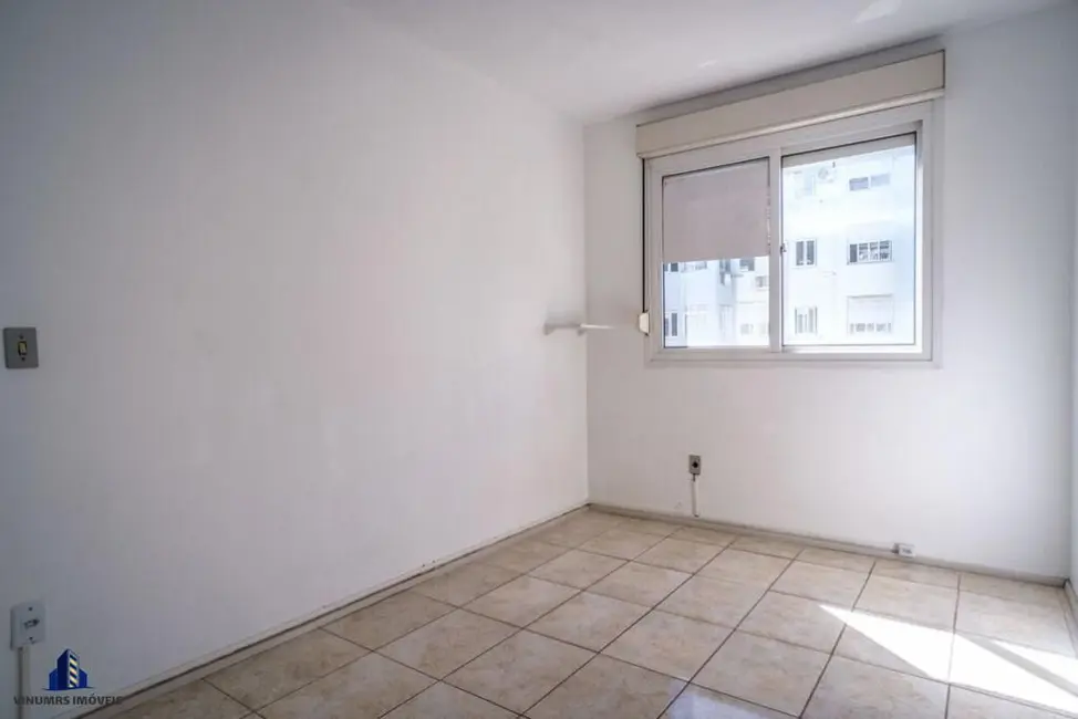 Foto 7 de Sala Comercial à venda, 40m2 em Humaitá, Porto Alegre - RS