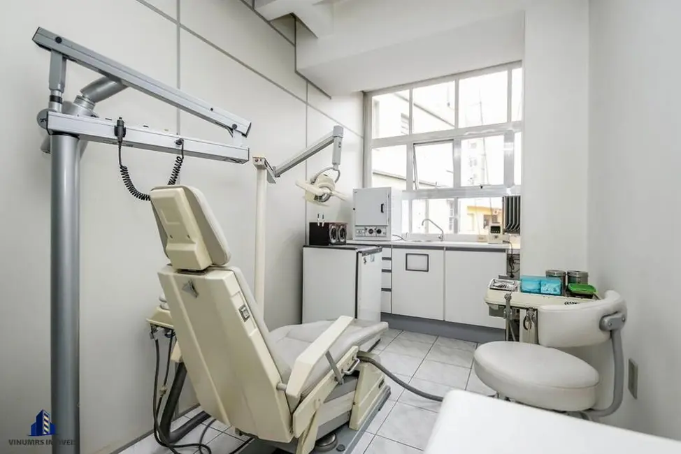 Foto 5 de Sala Comercial à venda, 74m2 em Santana, Porto Alegre - RS