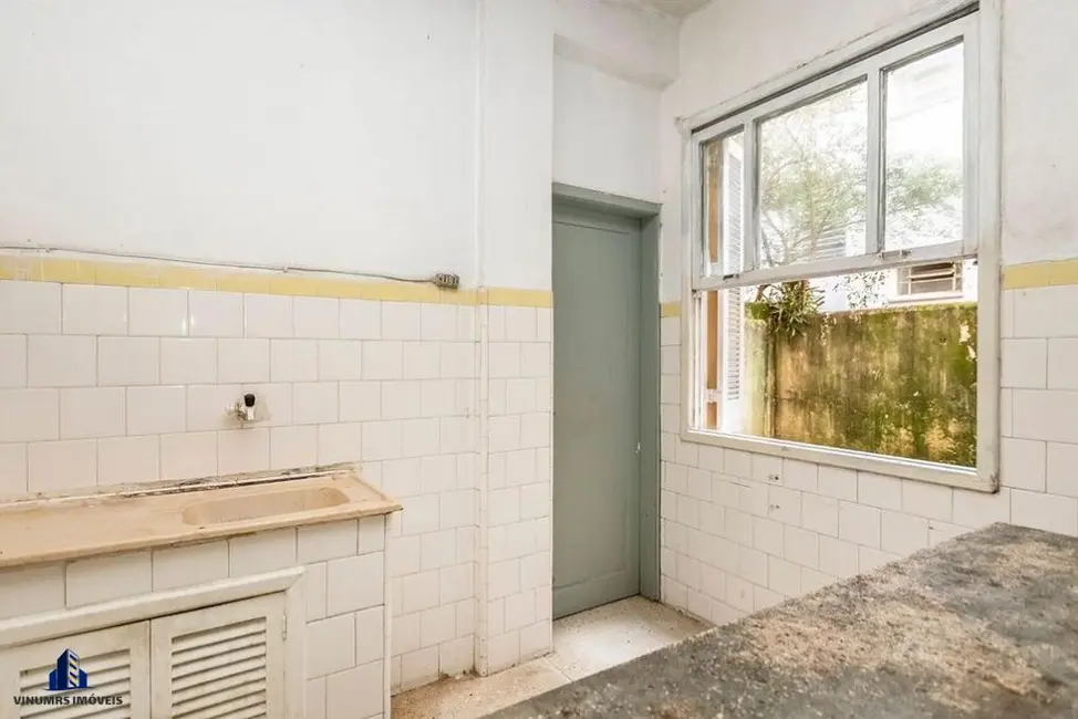 Apartamento com 1 quarto à venda, 31m2 em Farroupilha, Porto Alegre - RS - imagem 6 Foto 6 de Apartamento com 1 quarto à venda, 31m2 em Farroupilha, Porto Alegre - RS