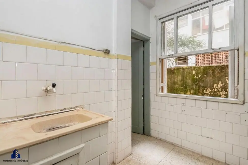 Apartamento com 1 quarto à venda, 31m2 em Farroupilha, Porto Alegre - RS - imagem 8 Foto 8 de Apartamento com 1 quarto à venda, 31m2 em Farroupilha, Porto Alegre - RS