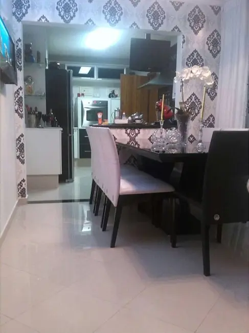 Foto 2 de Sobrado com 3 quartos à venda, 250m2 em Jardim Textil, São Paulo - SP