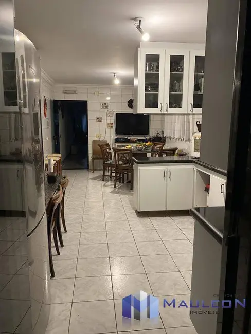 Sobrado com 3 quartos à venda, 240m2 em Jardim Textil, São Paulo - SP - imagem 6 Foto 6 de Sobrado com 3 quartos à venda, 240m2 em Jardim Textil, São Paulo - SP