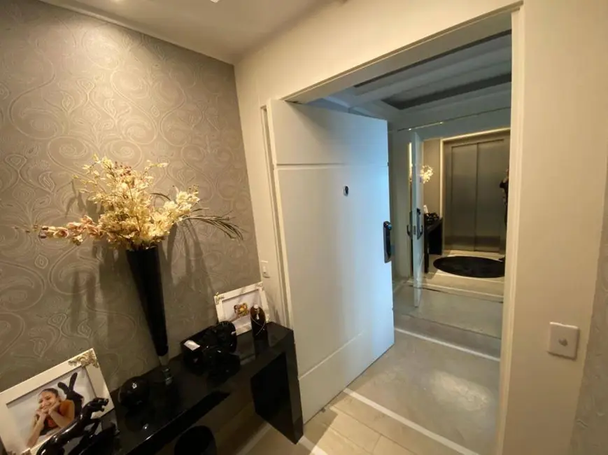 Foto 7 de Apartamento com 4 quartos à venda, 198m2 em Tatuapé, São Paulo - SP