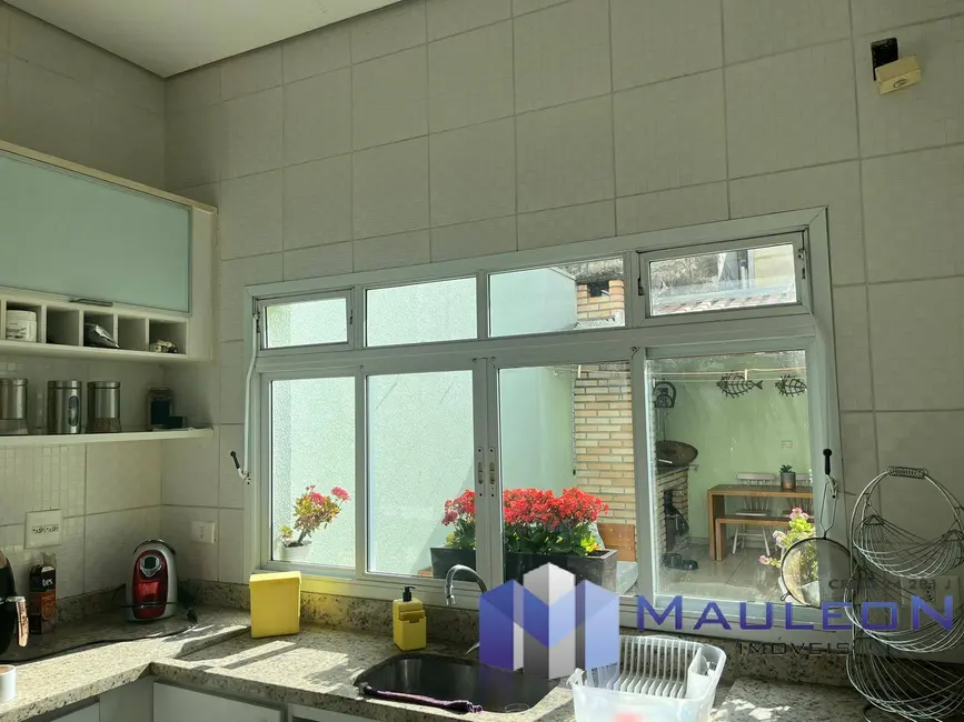 Sobrado com 3 quartos à venda, 165m2 em Vila Carrão, São Paulo - SP - imagem 3 Foto 3 de Sobrado com 3 quartos à venda, 165m2 em Vila Carrão, São Paulo - SP