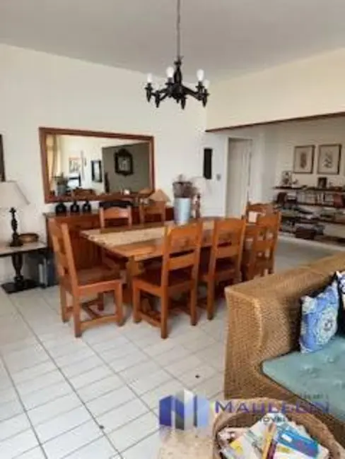 Apartamento com 4 quartos à venda, 180m2 em Pitangueiras, Guaruja - SP - imagem 4 Foto 4 de Apartamento com 4 quartos à venda, 180m2 em Pitangueiras, Guaruja - SP