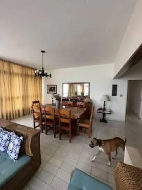 Foto 8 de Apartamento com 4 quartos à venda, 180m2 em Pitangueiras, Guaruja - SP