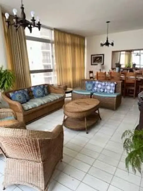 Foto 2 de Apartamento com 4 quartos à venda, 180m2 em Pitangueiras, Guaruja - SP