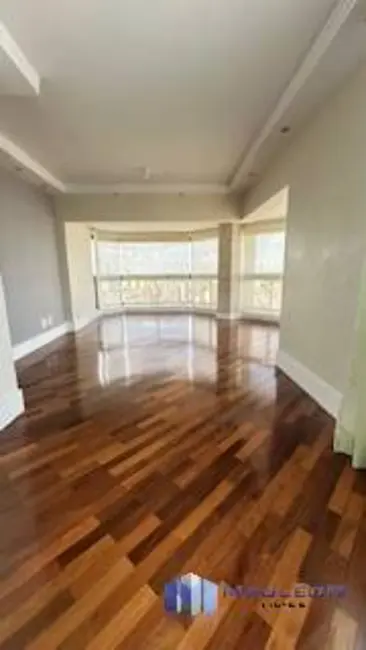 Apartamento com 3 quartos à venda, 101m2 em Tatuapé, São Paulo - SP - imagem 3 Foto 3 de Apartamento com 3 quartos à venda, 101m2 em Tatuapé, São Paulo - SP